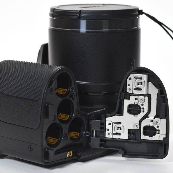 Nikon COOLPIX L330 Digital Camera 20.2MP 26x Optical Zoom HD Video 32GB SD MINT - Picture 10 of 16